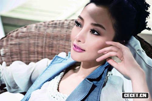 李小璐代言白領(lǐng)公益