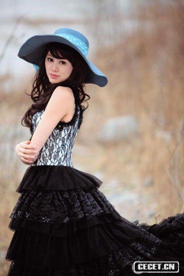 戴菲菲嫵拍青澀寫(xiě)真