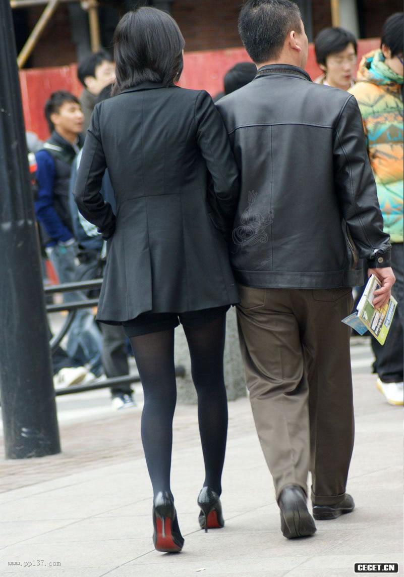 大冬天的穿絲襪不冷嗎