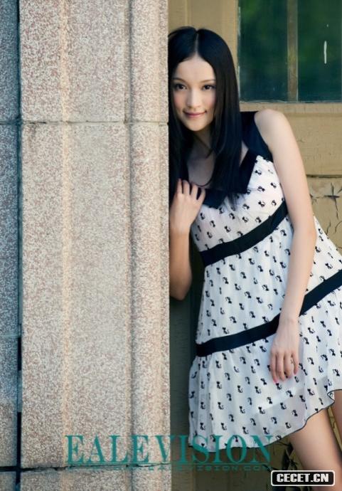 陽(yáng)光清純的大學(xué)MM