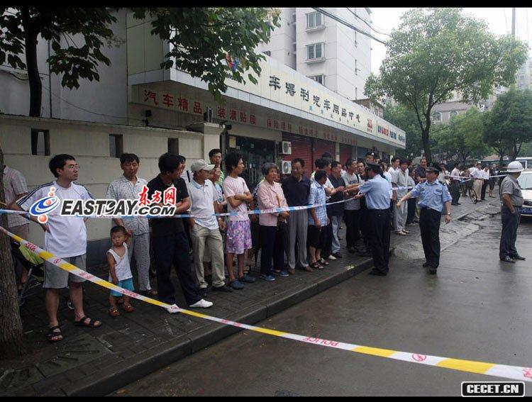 上海閔行區在建13層樓房整體倒塌 現場(chǎng)高清組圖