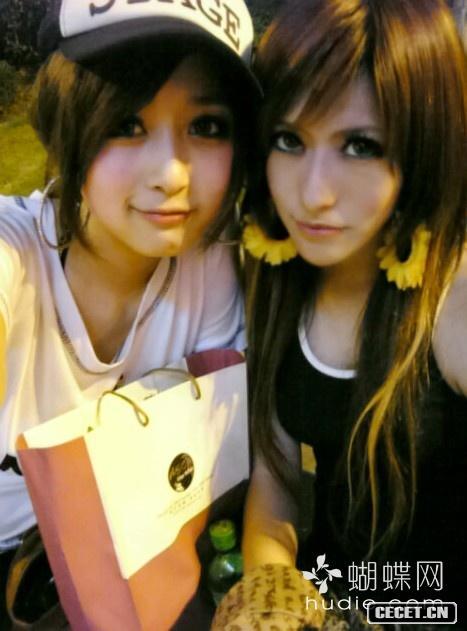 甜美可愛(ài)的上海MM