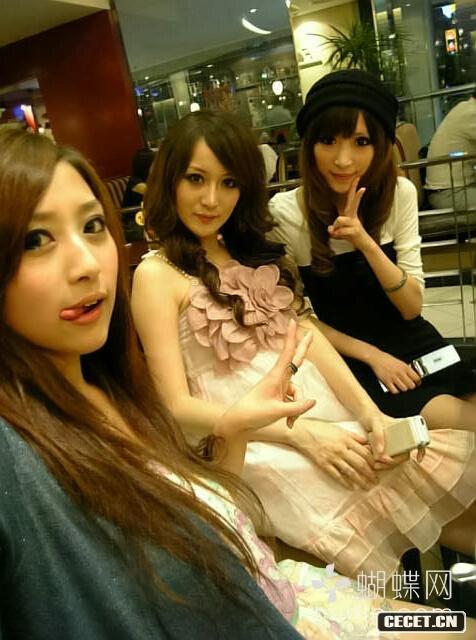 甜美可愛(ài)的上海MM