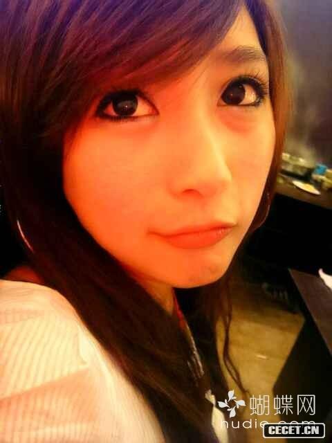 甜美可愛(ài)的上海MM