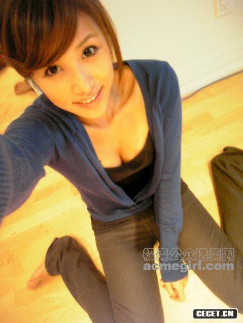 性感小臺妹低胸照