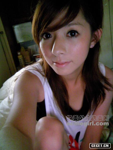 性感小臺妹低胸照