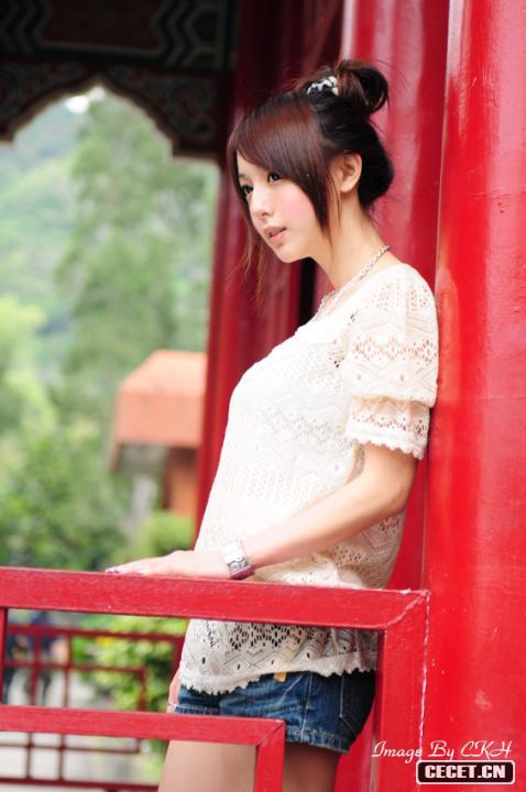 鄰家MM出落得如此標致