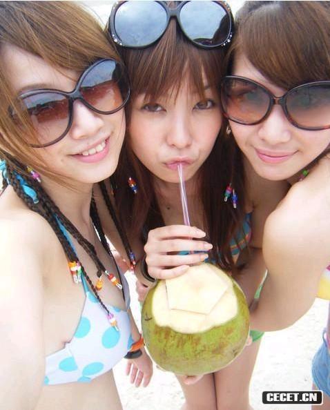 清涼美女身材真火辣