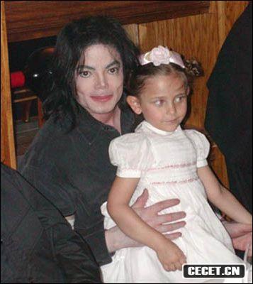 邁克爾-杰克遜和子女私家照曝光