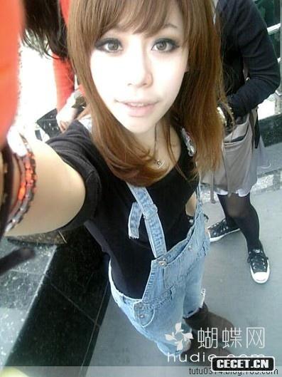 很日系的性感女生