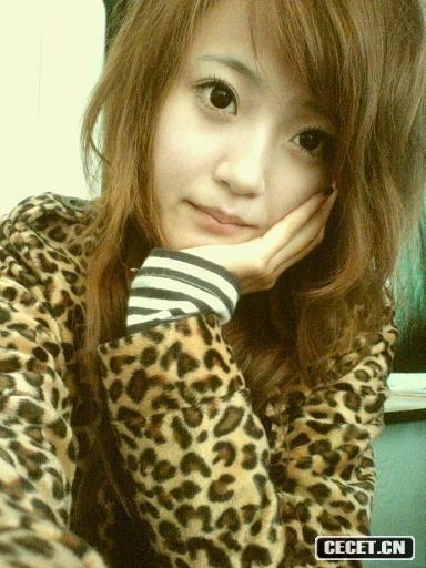 可愛(ài)小美女自拍照