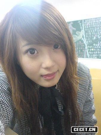 可愛(ài)小美女自拍照