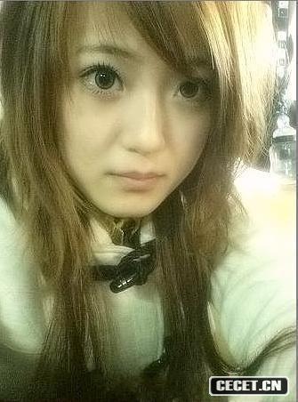 可愛(ài)小美女自拍照