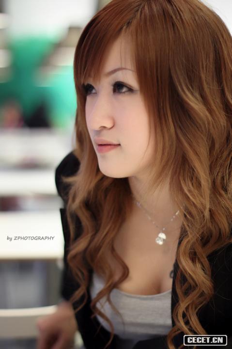 超級美女也搞怪