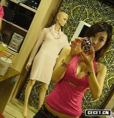 妹妹的胸部好誘人