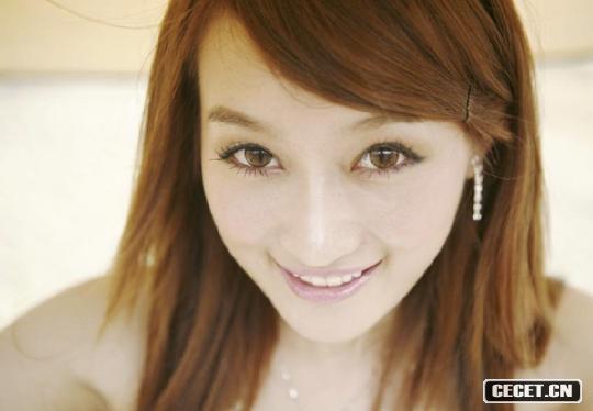 影樓里工作的MM