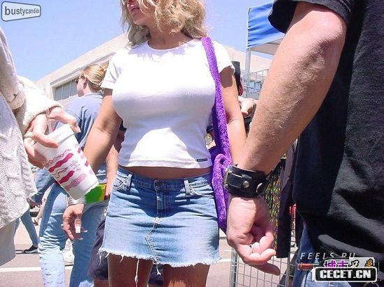 俄羅斯街頭抓拍美女 胸部都很可觀(guān)