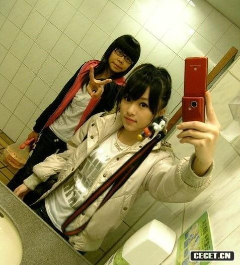 校園型清純小美女自拍