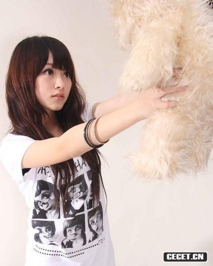 校園型清純小美女自拍