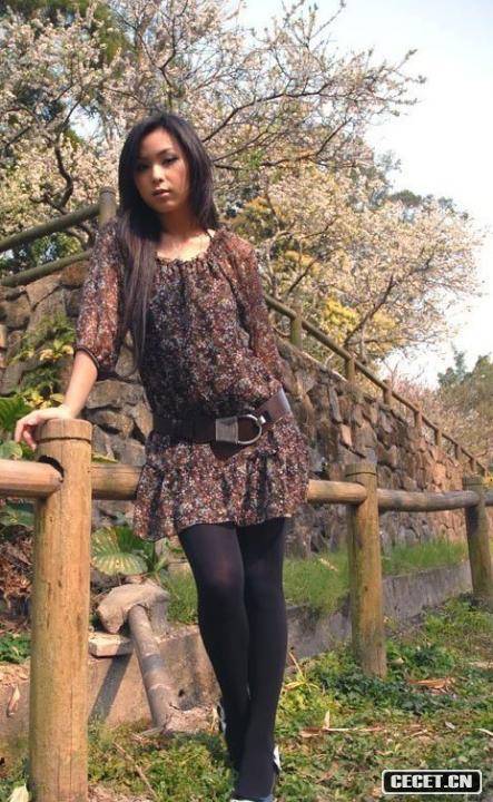 似水柔情的狐媚女孩兒