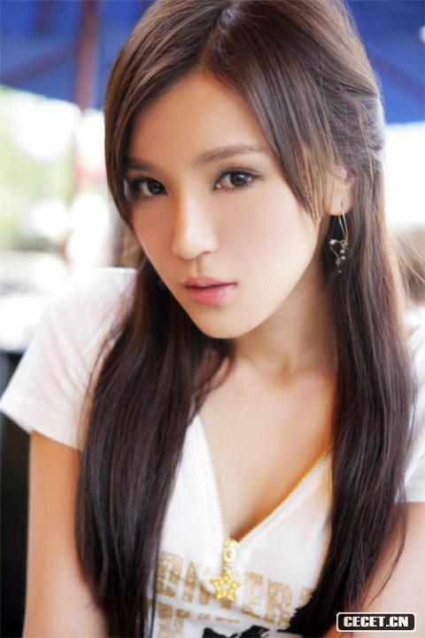 新疆美女王希維