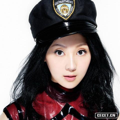 甘薇未來(lái)警察寫(xiě)真