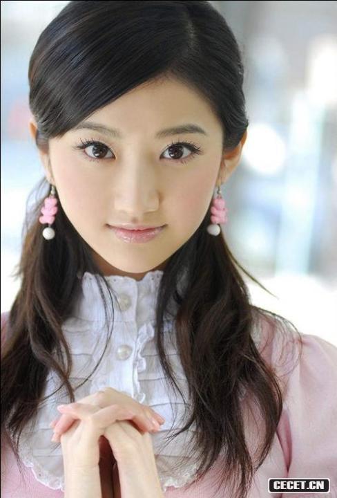 美女景甜寫(xiě)真