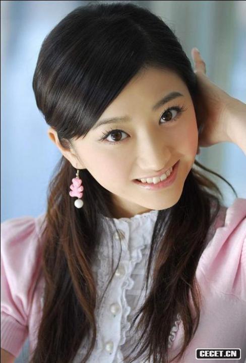 美女景甜寫(xiě)真