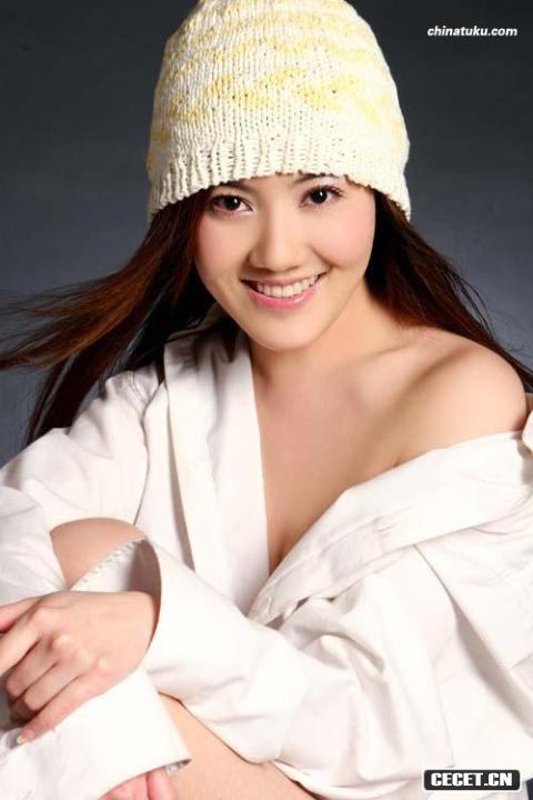 甜美女孩彭久洋