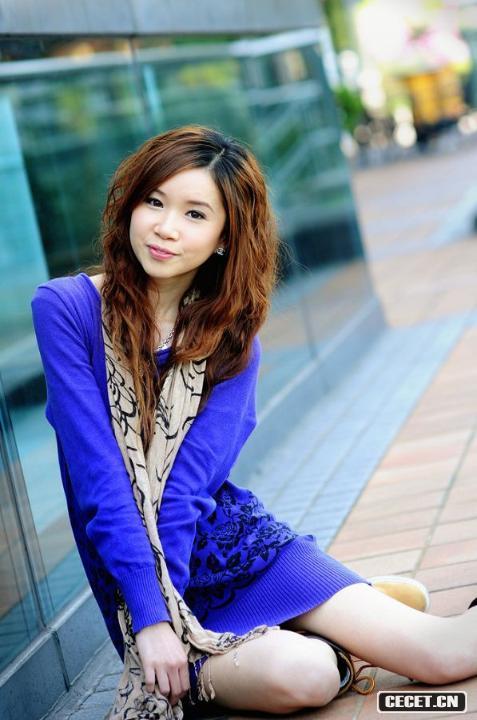 率真美女黃希文