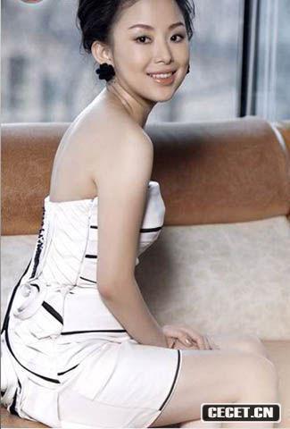 九球天后潘曉婷寫(xiě)真