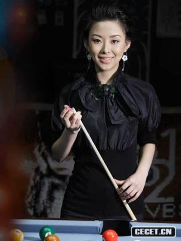 九球天后潘曉婷寫(xiě)真