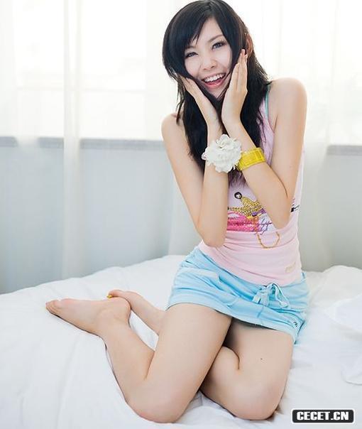 臺灣正妹juju和小草私房照