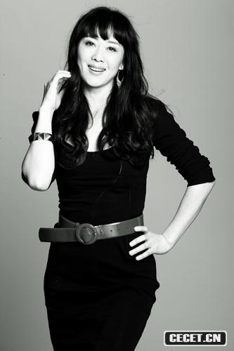 李琳黑白純色寫(xiě)真