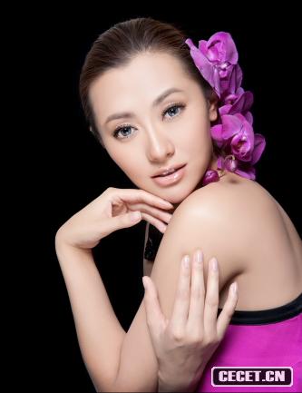 愛(ài)戴肌膚幼滑水美人