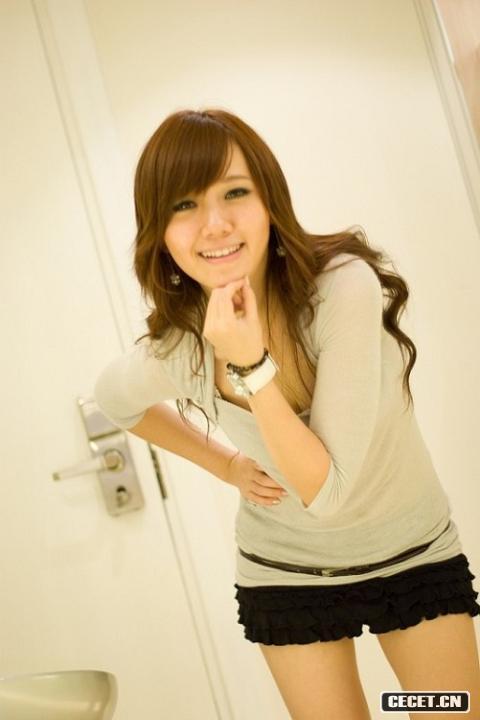 可愛(ài)的Kiko身材不錯