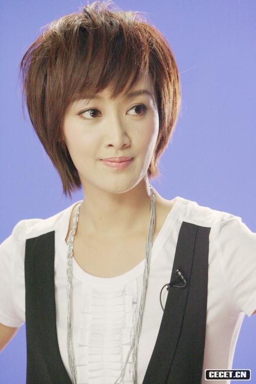 趙子琪做女主播