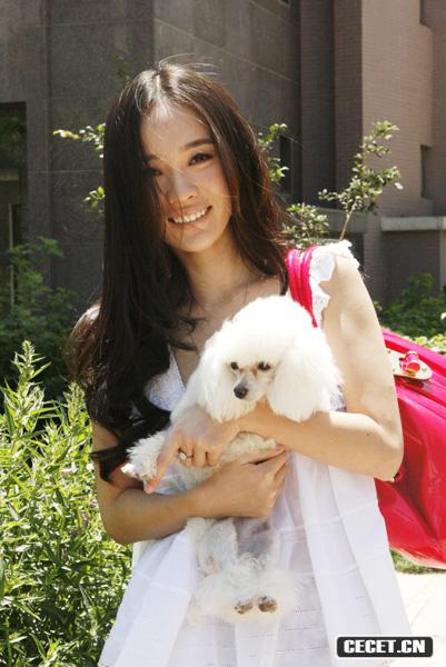 霍思燕與愛(ài)犬的私生活