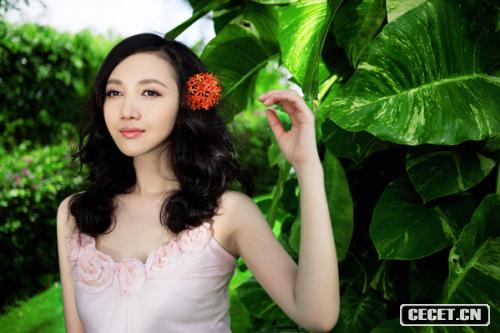 韓雯雯演繹雙面夏娃