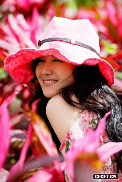 韓雯雯演繹雙面夏娃