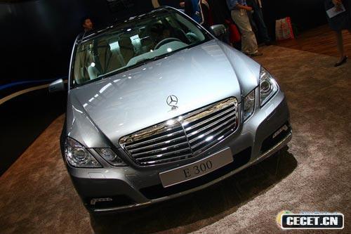 奔馳進(jìn)口E300將上市 國產(chǎn)加長(cháng)版售價(jià)前瞻