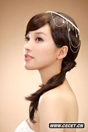 金莎婚紗寫(xiě)真似張韶涵