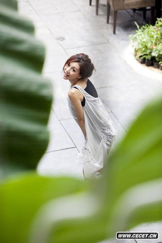 鞏新亮猶如鄰家少女