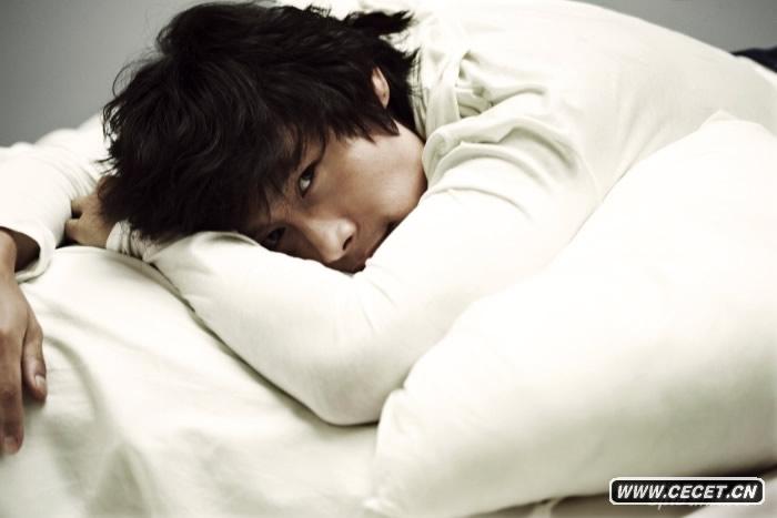 型男李秉憲雜志照