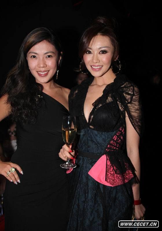 鞏新亮變國際名模