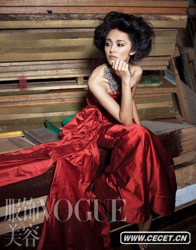 姚晨?jì)A情演繹中國紅