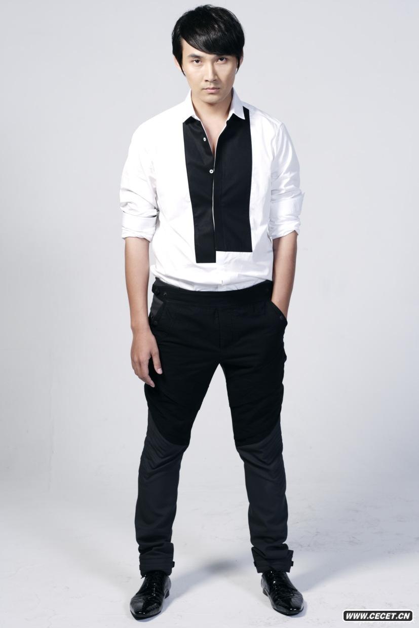 張鐸最新俊朗寫(xiě)真