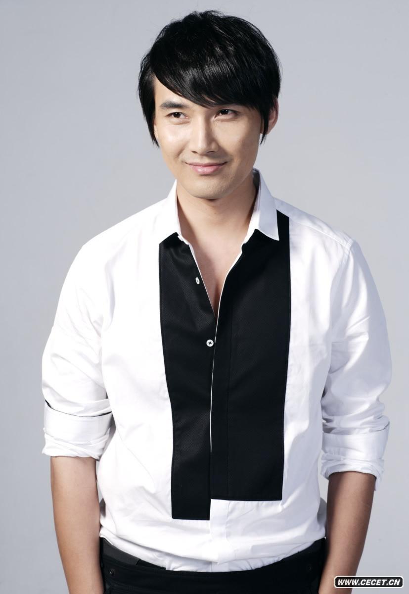 張鐸最新俊朗寫(xiě)真