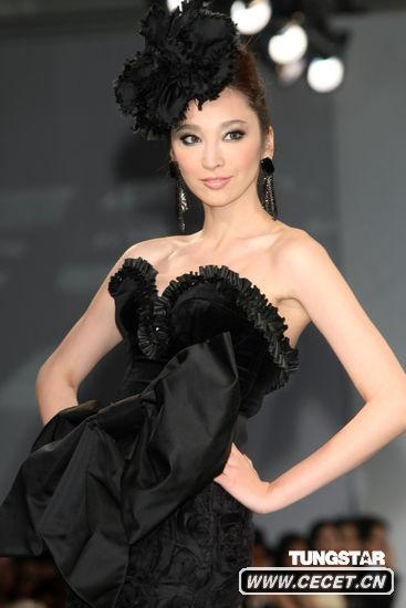 吳佩慈詮釋極致美感