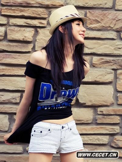 孫菲菲未曝光寫(xiě)真